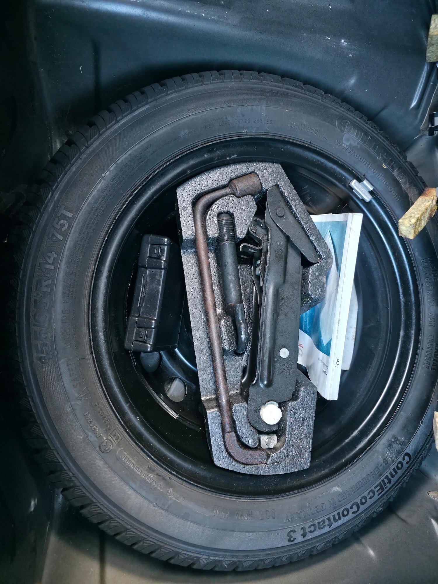 Used Toyota AYGO 2010 for sale - 77229927: Photo 34