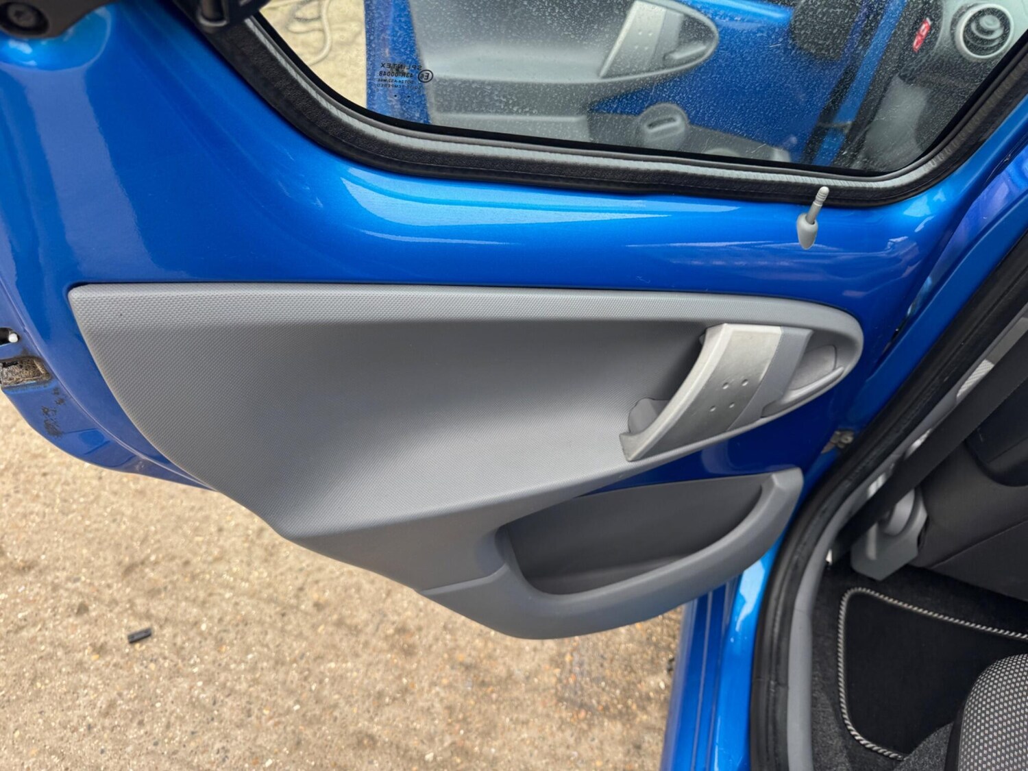 Used Toyota AYGO for sale - 77497380: Photo 25