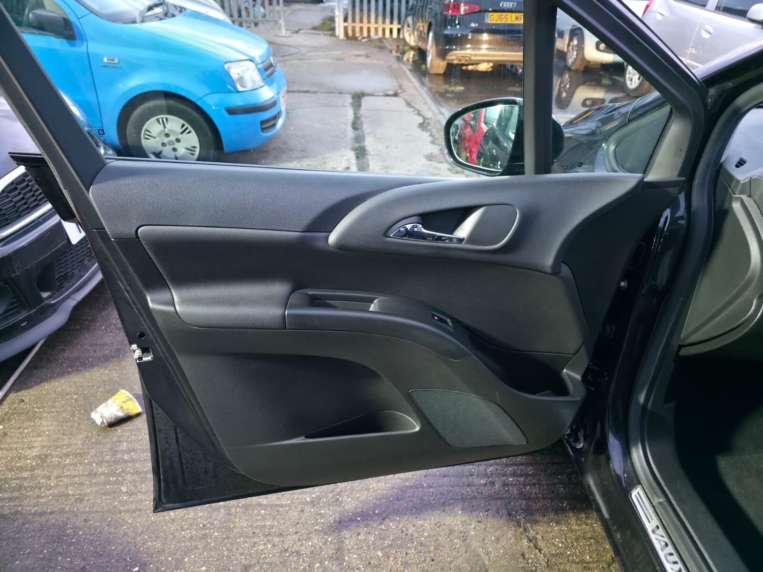 Used Vauxhall Meriva 2016 for sale - 76638809: Photo 21