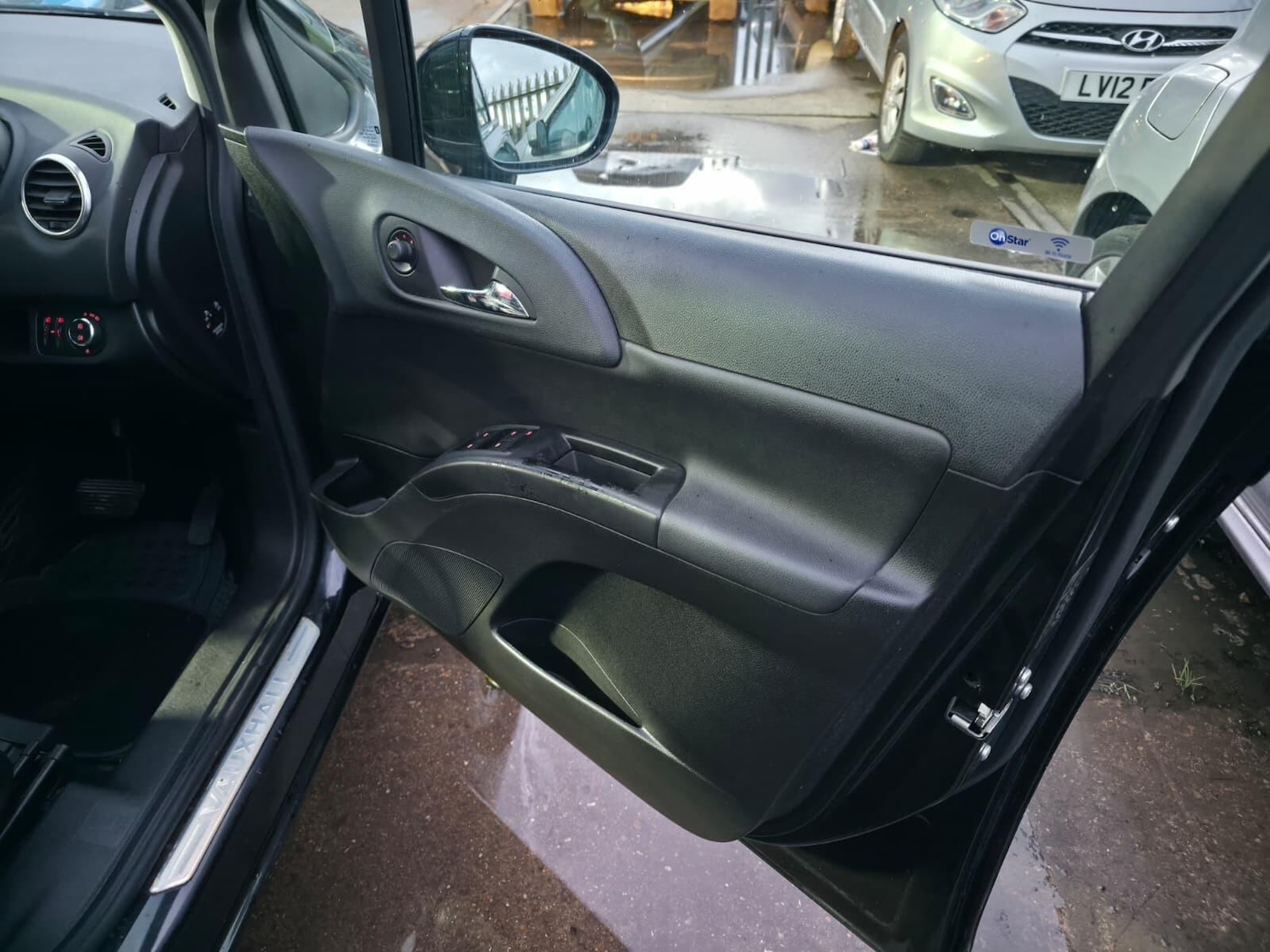 Used Vauxhall Meriva 2016 for sale - 76638809: Photo 23