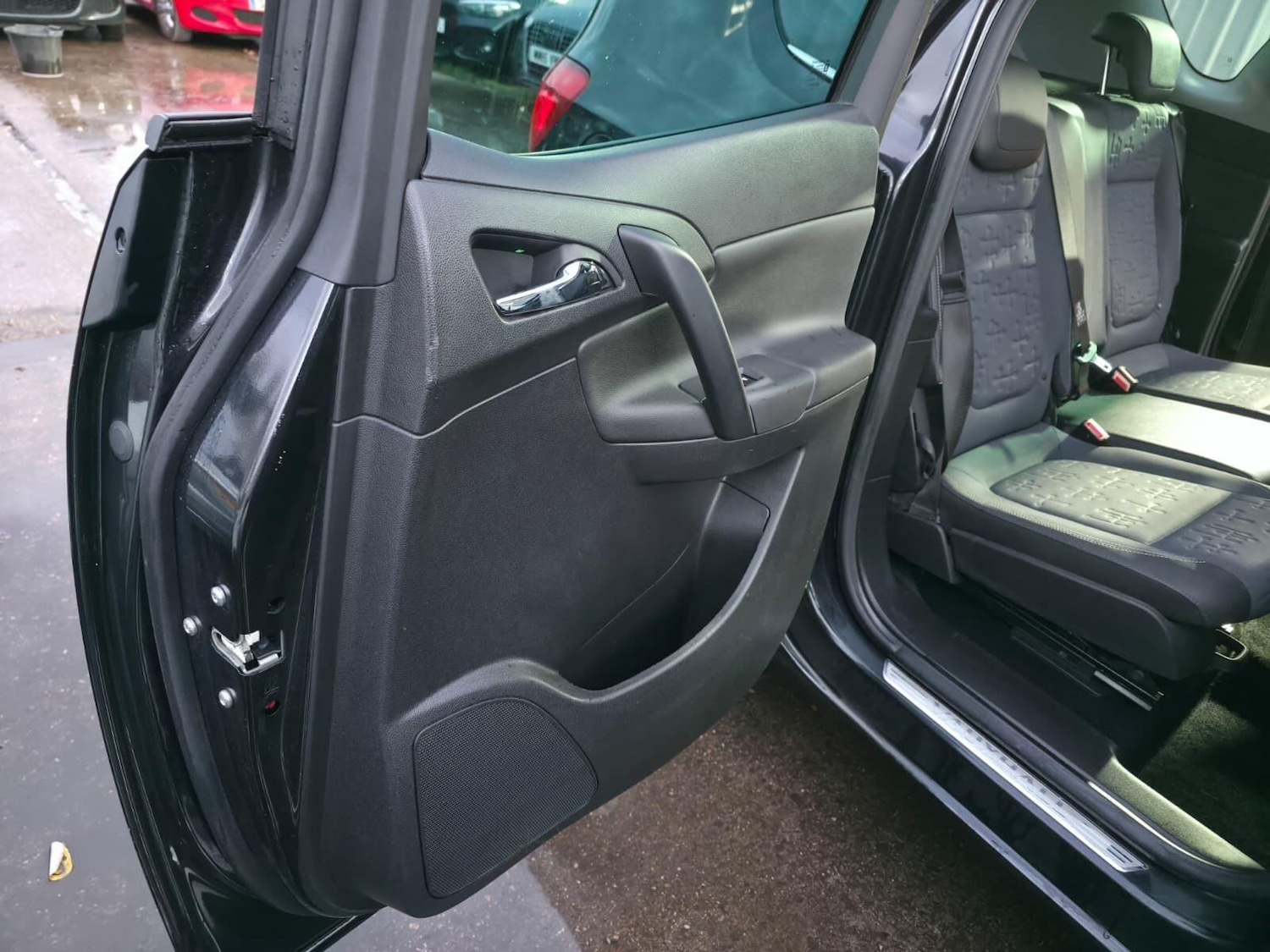 Used Vauxhall Meriva 2016 for sale - 76638809: Photo 26