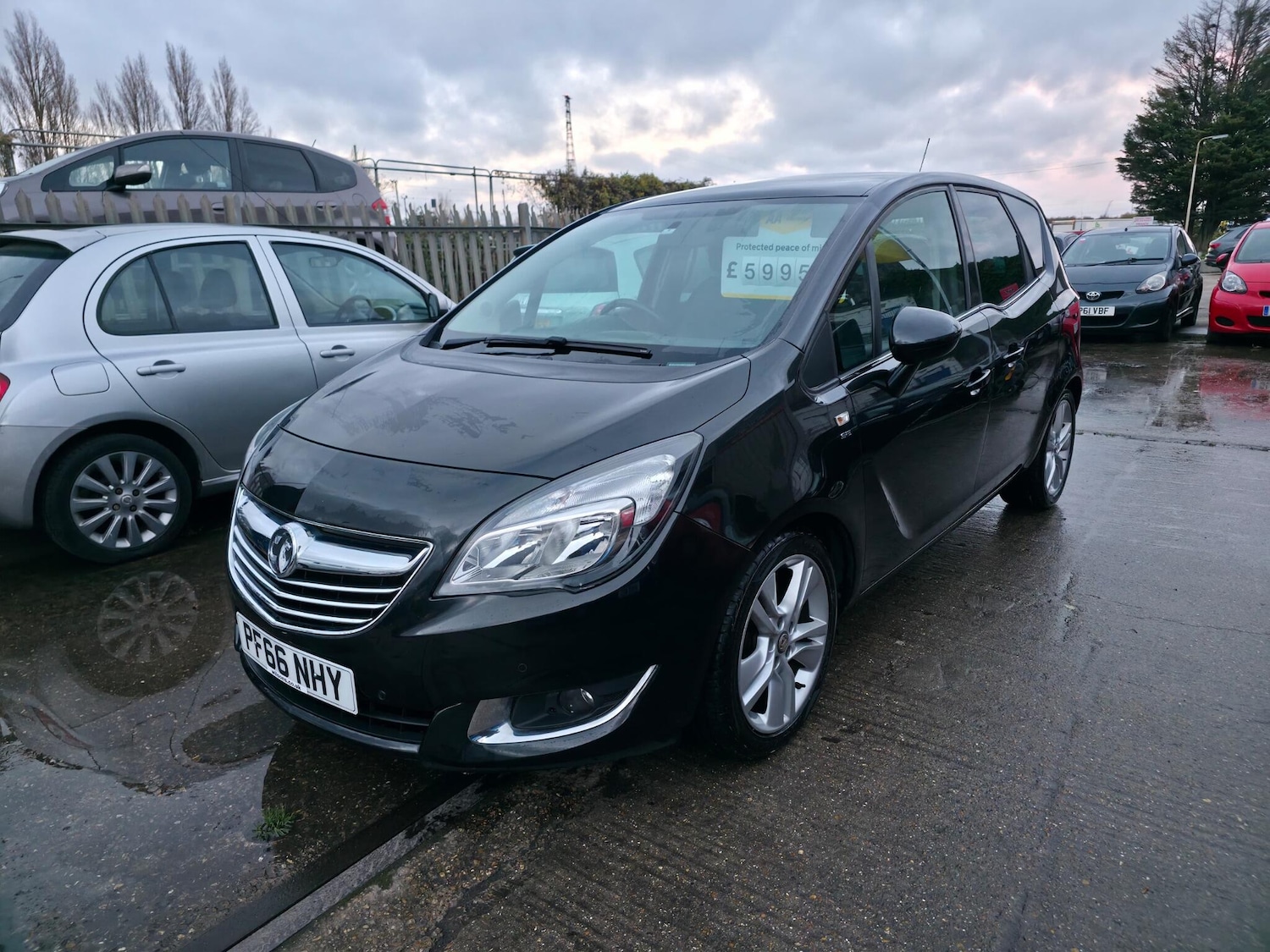 Used Vauxhall Meriva 2016 for sale - 76638809: Photo 3