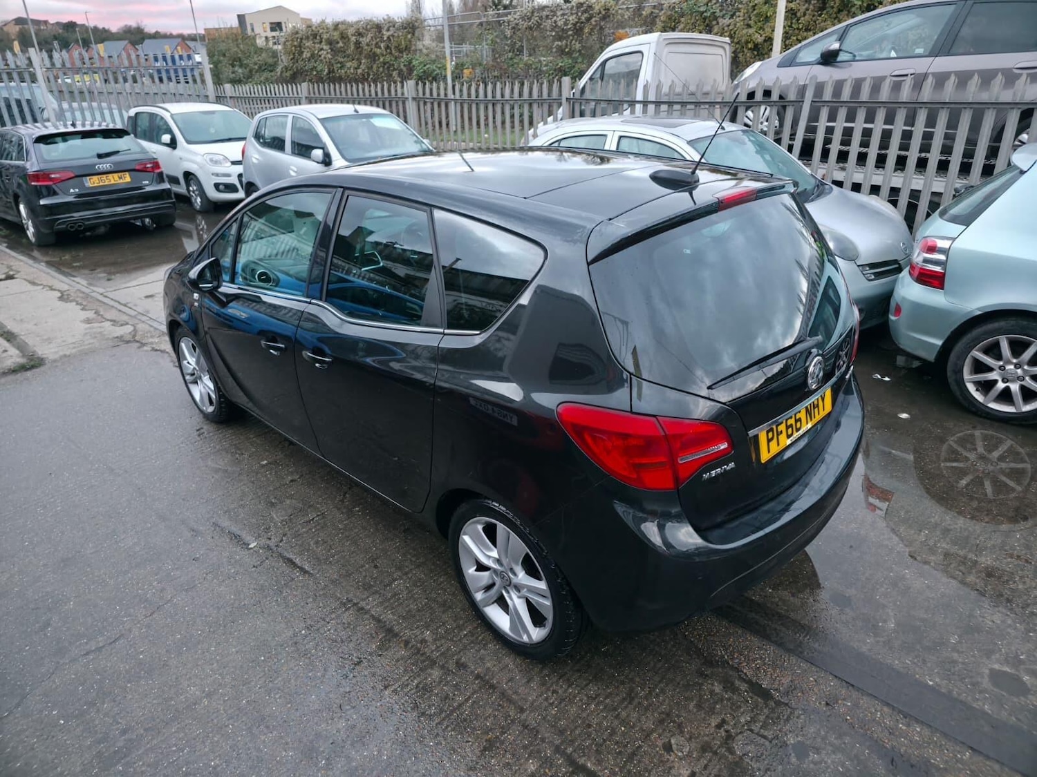 Used Vauxhall Meriva 2016 for sale - 76638809: Photo 4