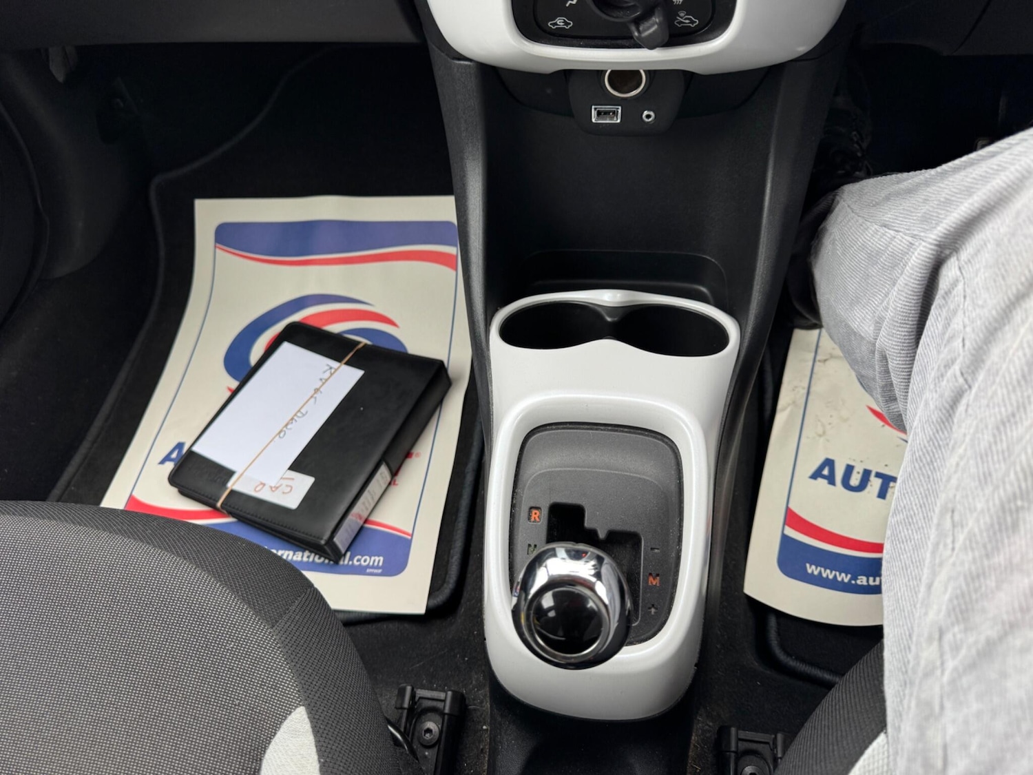 Used Toyota AYGO 2015 for sale - 77550064: Photo 25