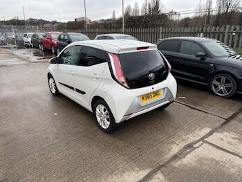 Used Toyota AYGO 2015 for sale - 77550064: Photo