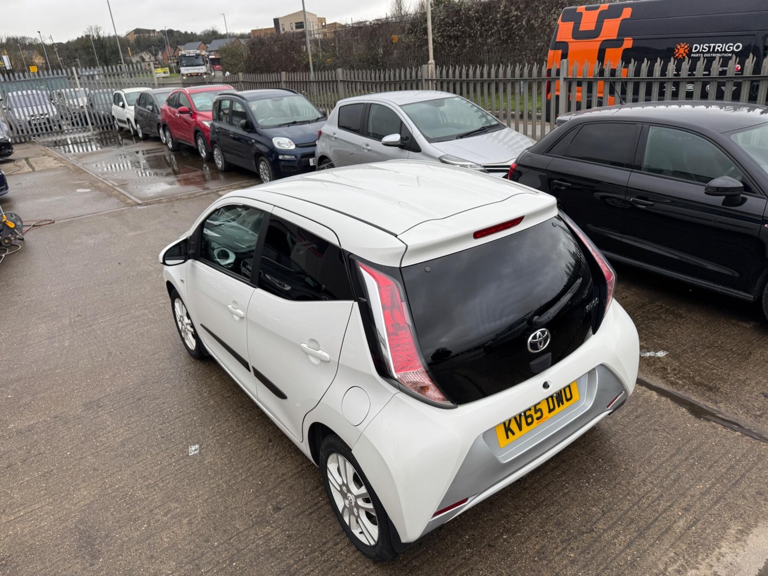 Used Toyota AYGO 2015 for sale - 77550064: Photo 9