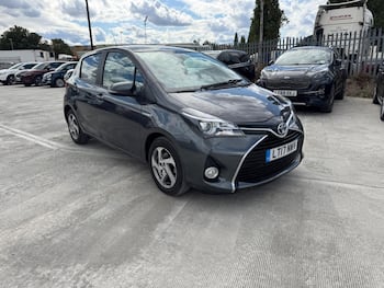 Used Toyota Yaris 2017 for sale - 79540677: Photo