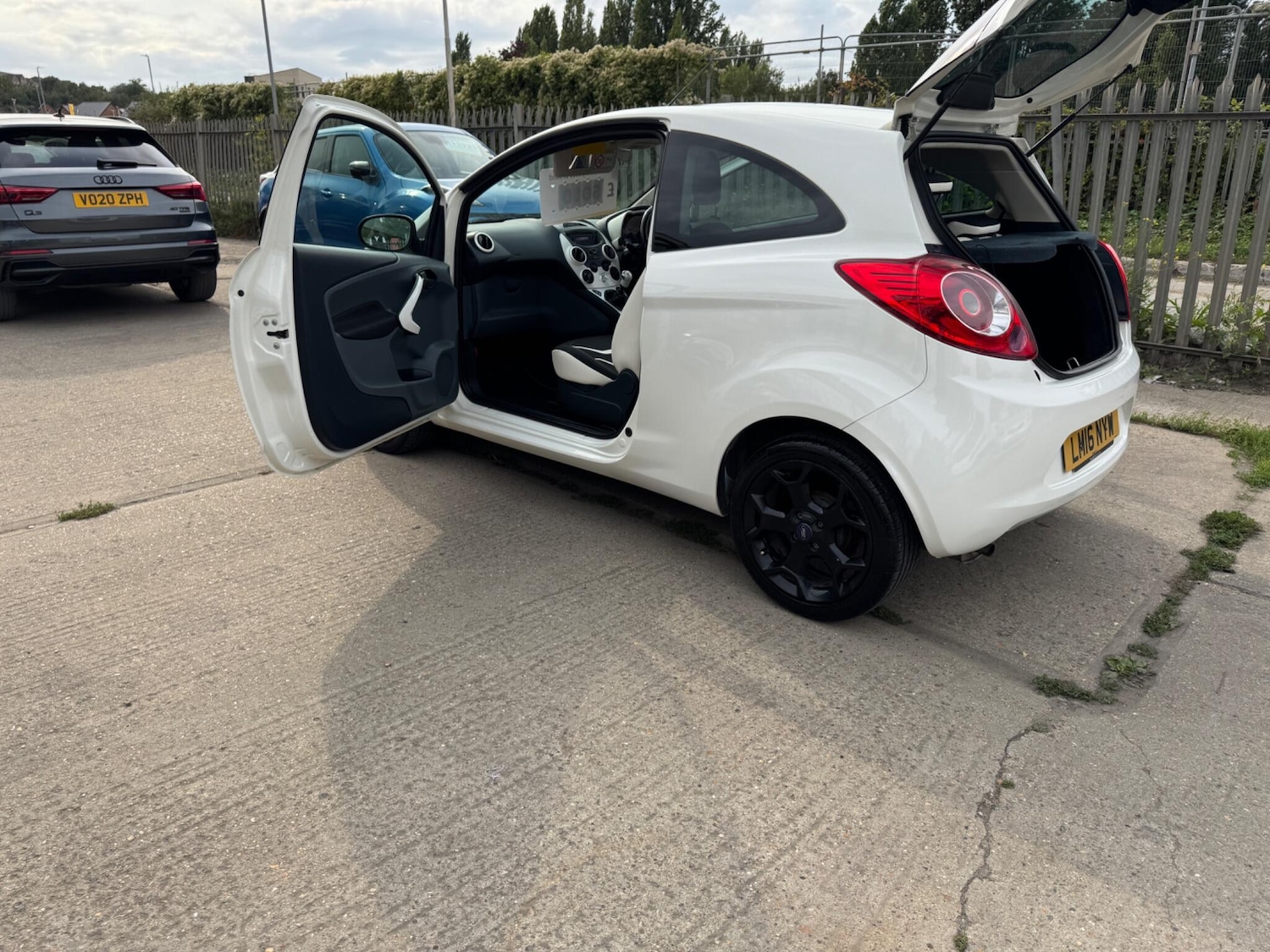 Used Ford Ka 2016 for sale - 76638801: Photo 27