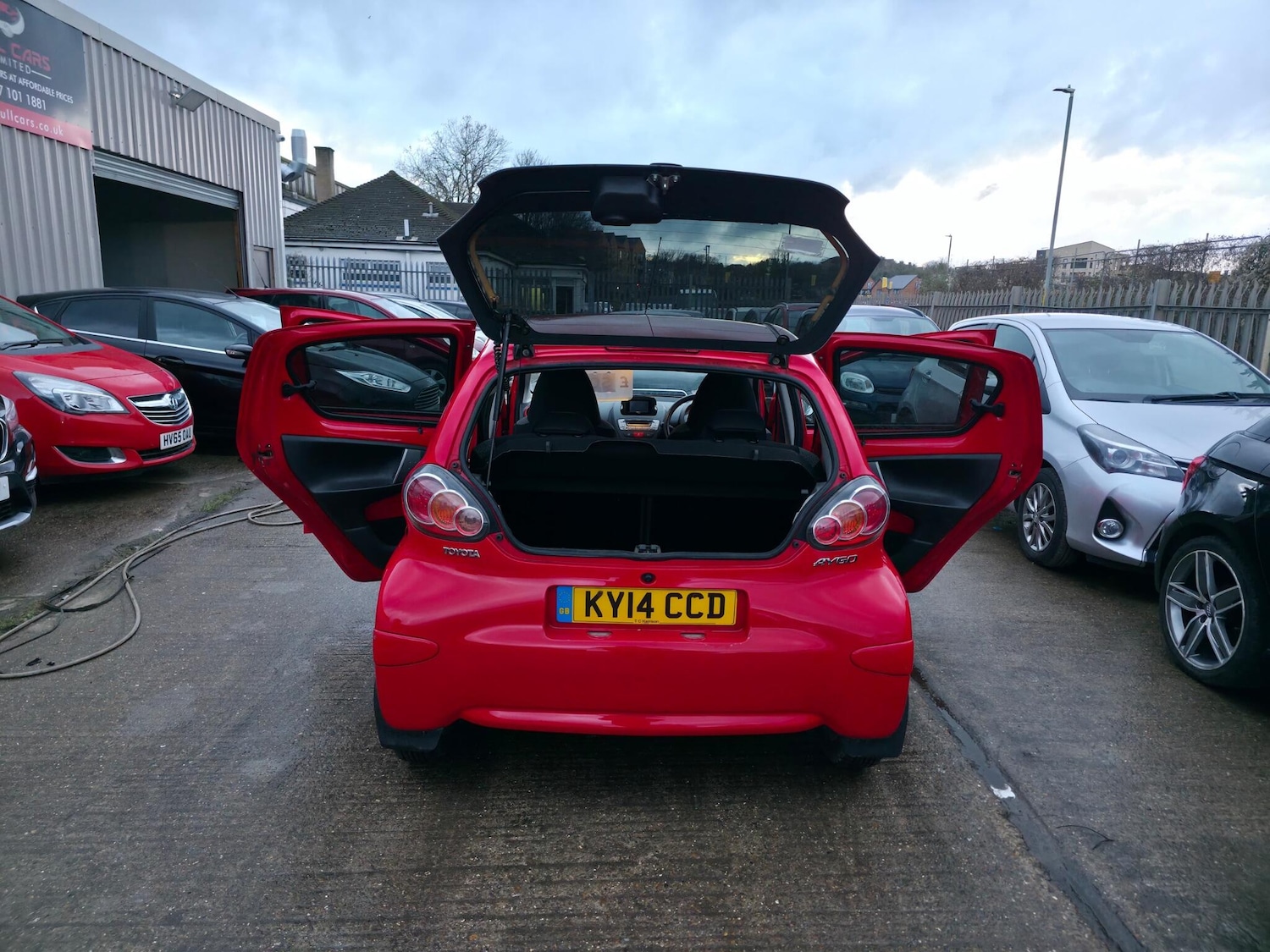 Used Toyota AYGO 2014 for sale - 77305903: Photo 13