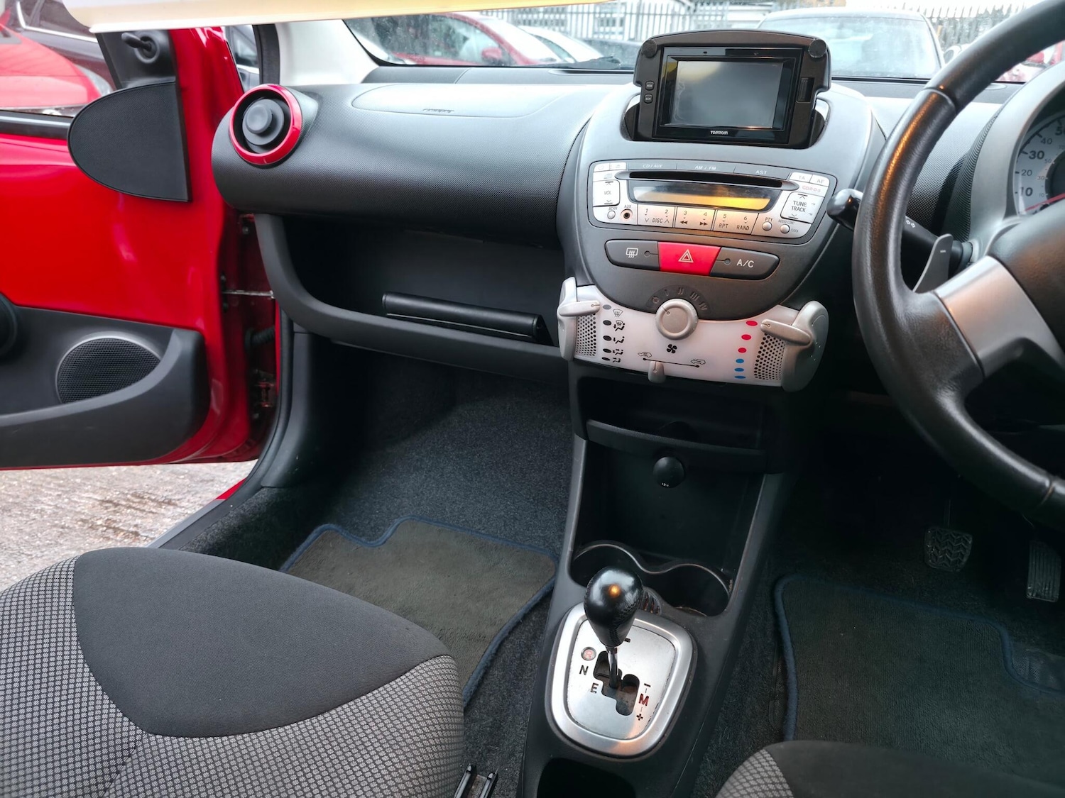 Used Toyota AYGO 2014 for sale - 77305903: Photo 19