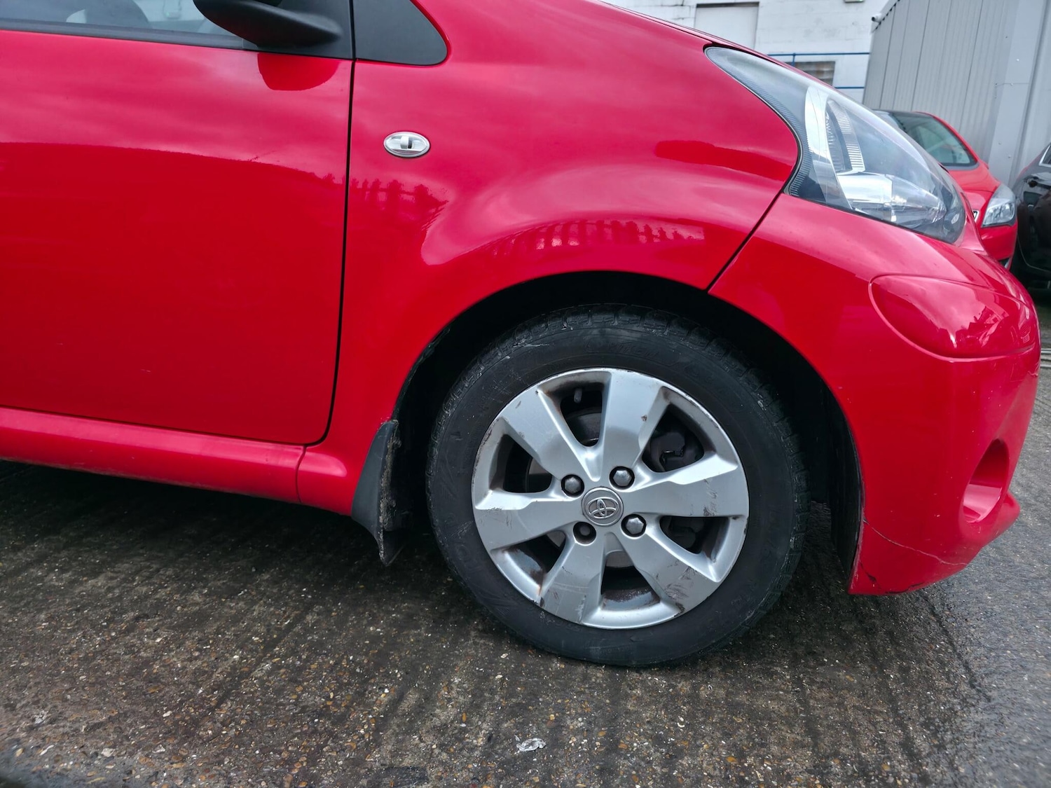 Used Toyota AYGO 2014 for sale - 77305903: Photo 28