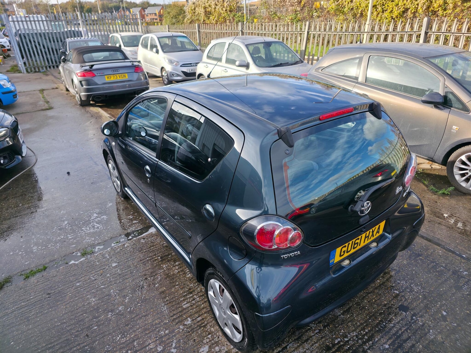 Used Toyota AYGO 2011 for sale - 76638805: Photo 4