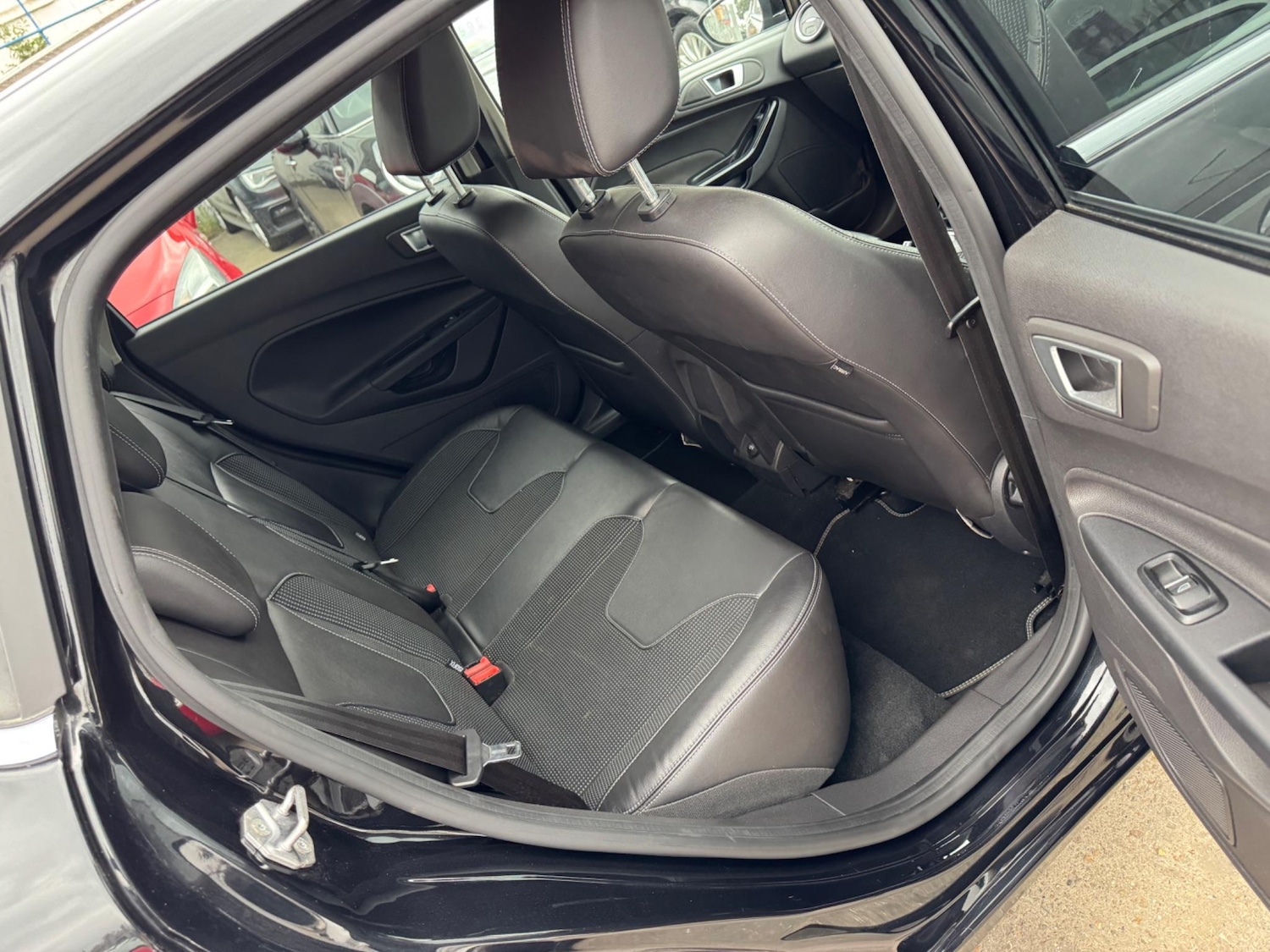 Used Ford Fiesta for sale - 76995084: Photo 29