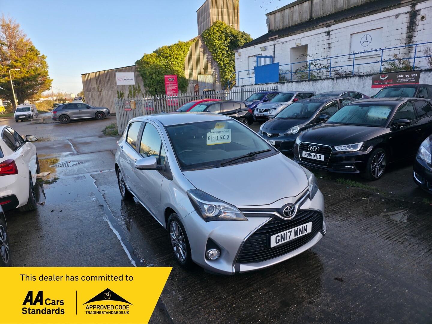 Used Toyota Yaris 2017 for sale - 76765086: Photo 1