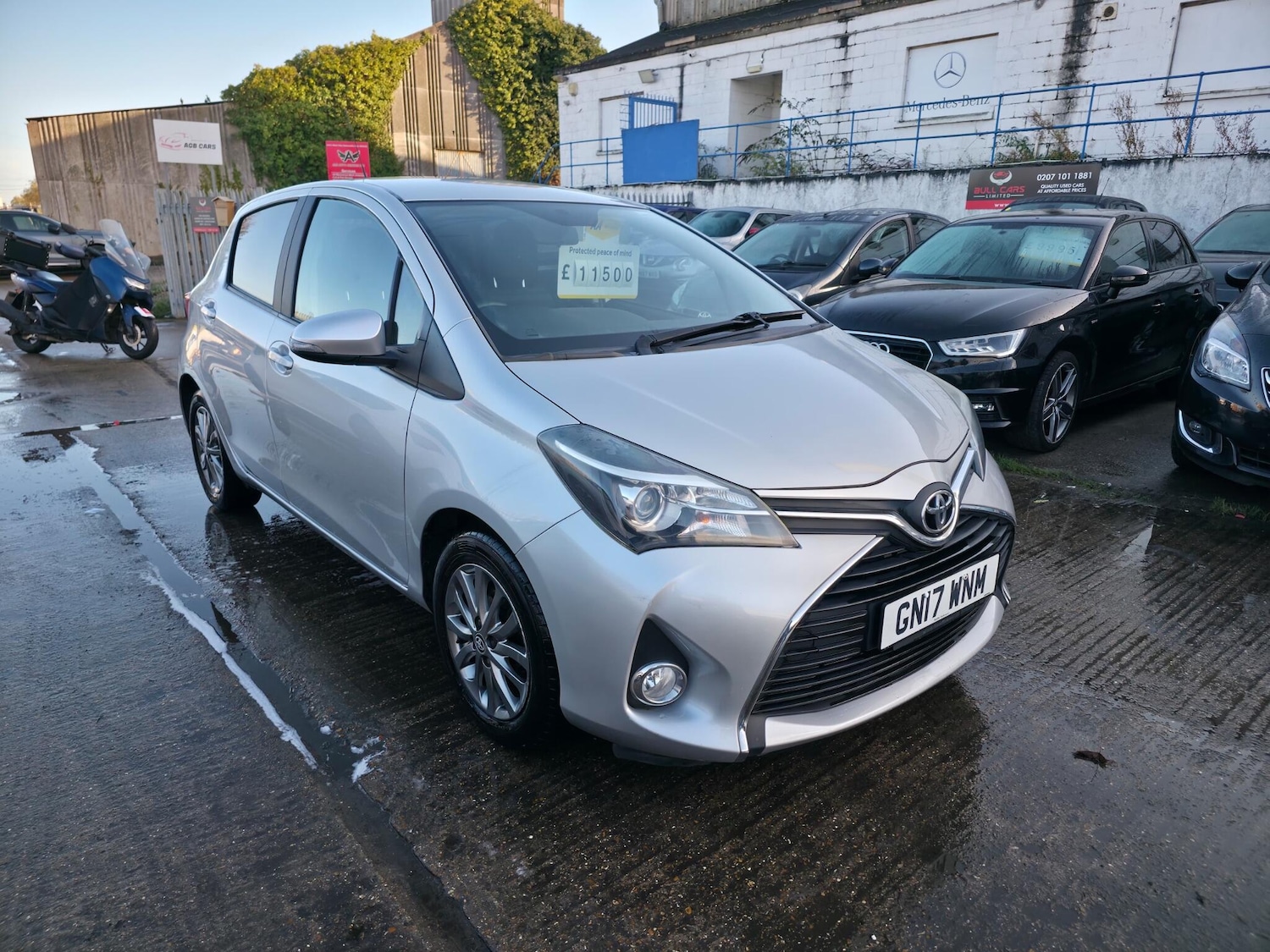 Used Toyota Yaris 2017 for sale - 76765086: Photo 6