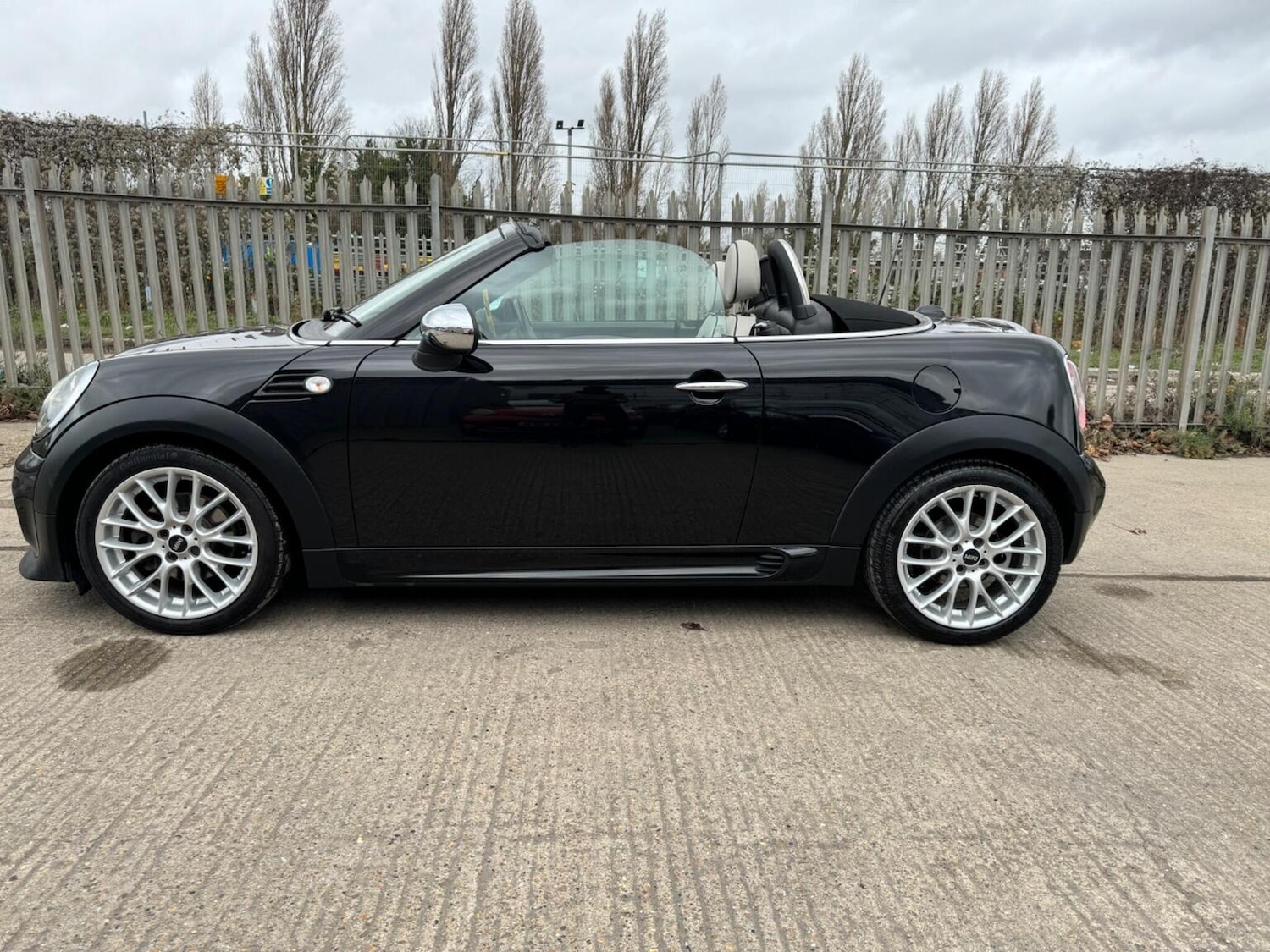 Used MINI Roadster 2013 for sale - 76439869: Photo 17