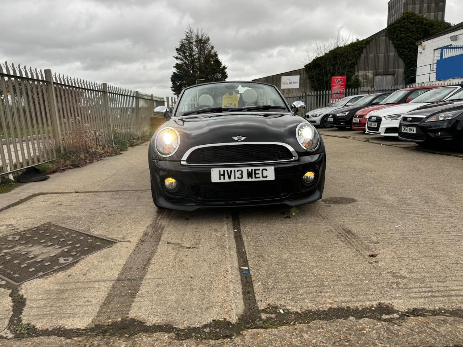 Used MINI Roadster 2013 for sale - 76439869: Photo 2