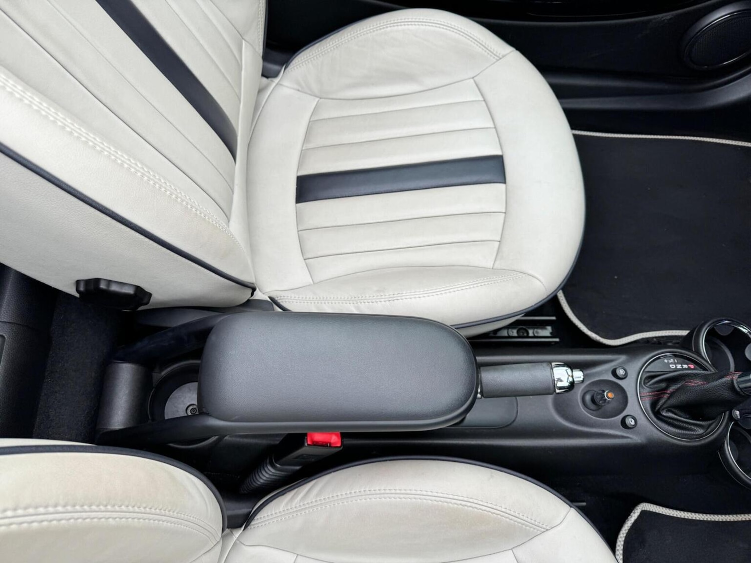 Used MINI Roadster 2013 for sale - 76439869: Photo 35