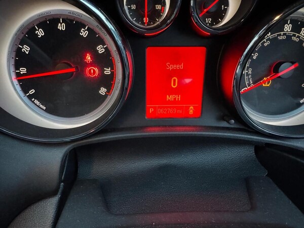 Used Vauxhall Astra GTC 2014 for sale - 76205626: Photo 34