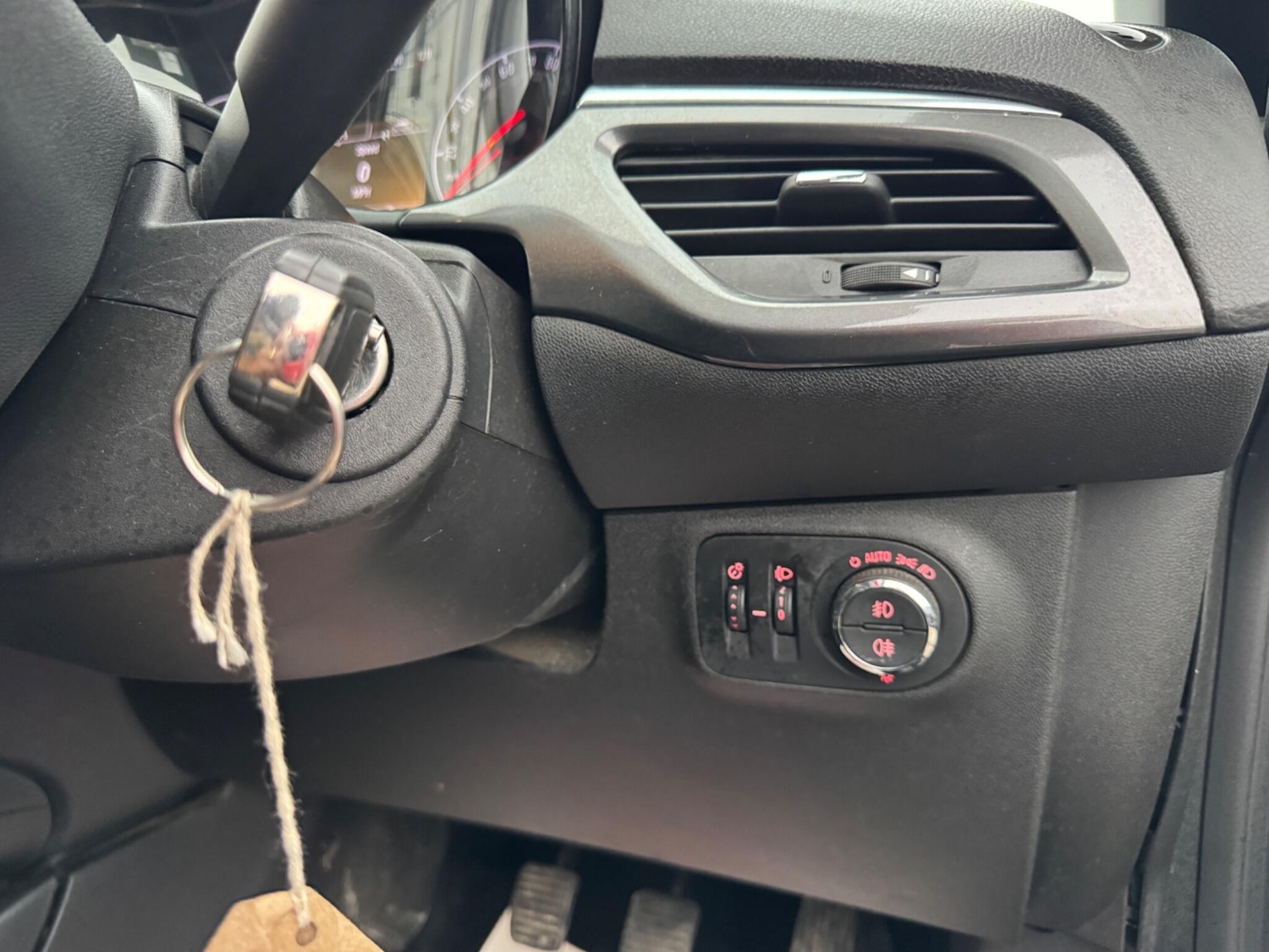 Used Vauxhall Corsa 2019 for sale - 77331084: Photo 25