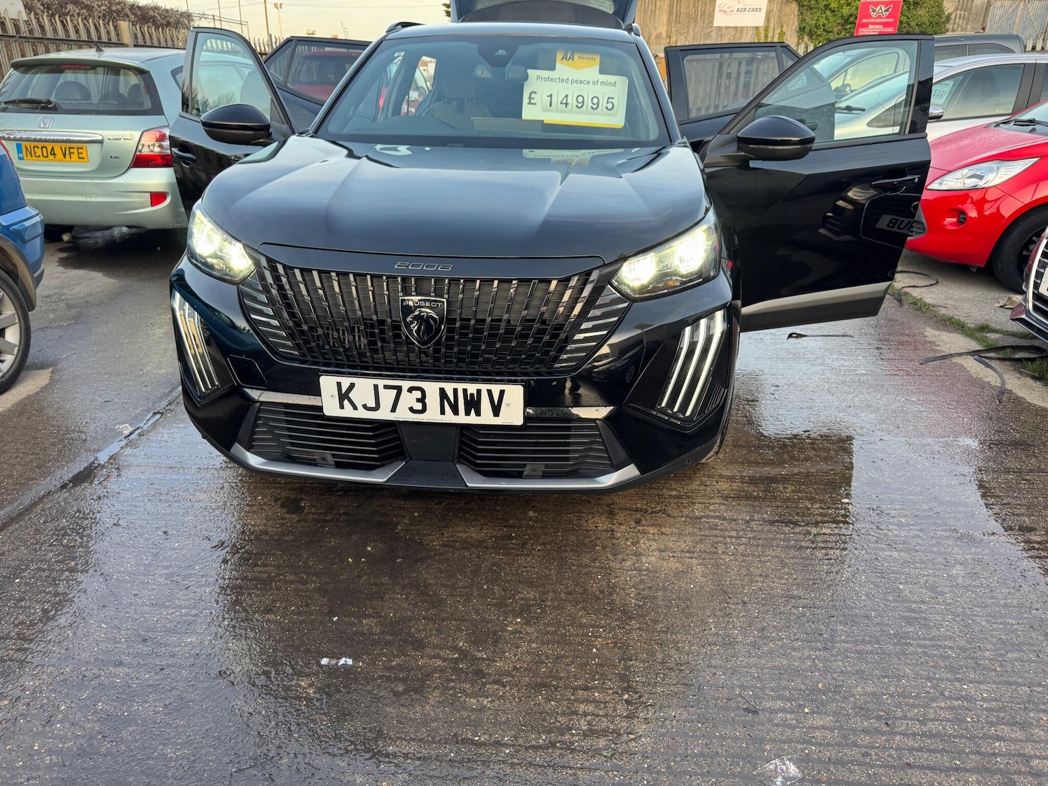 Used Peugeot 2008 2024 for sale - 76935873: Photo 2