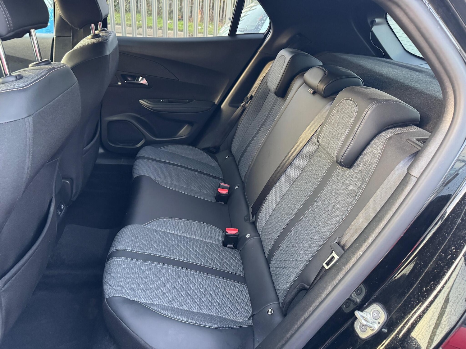 Used Peugeot 2008 2024 for sale - 76935873: Photo 23