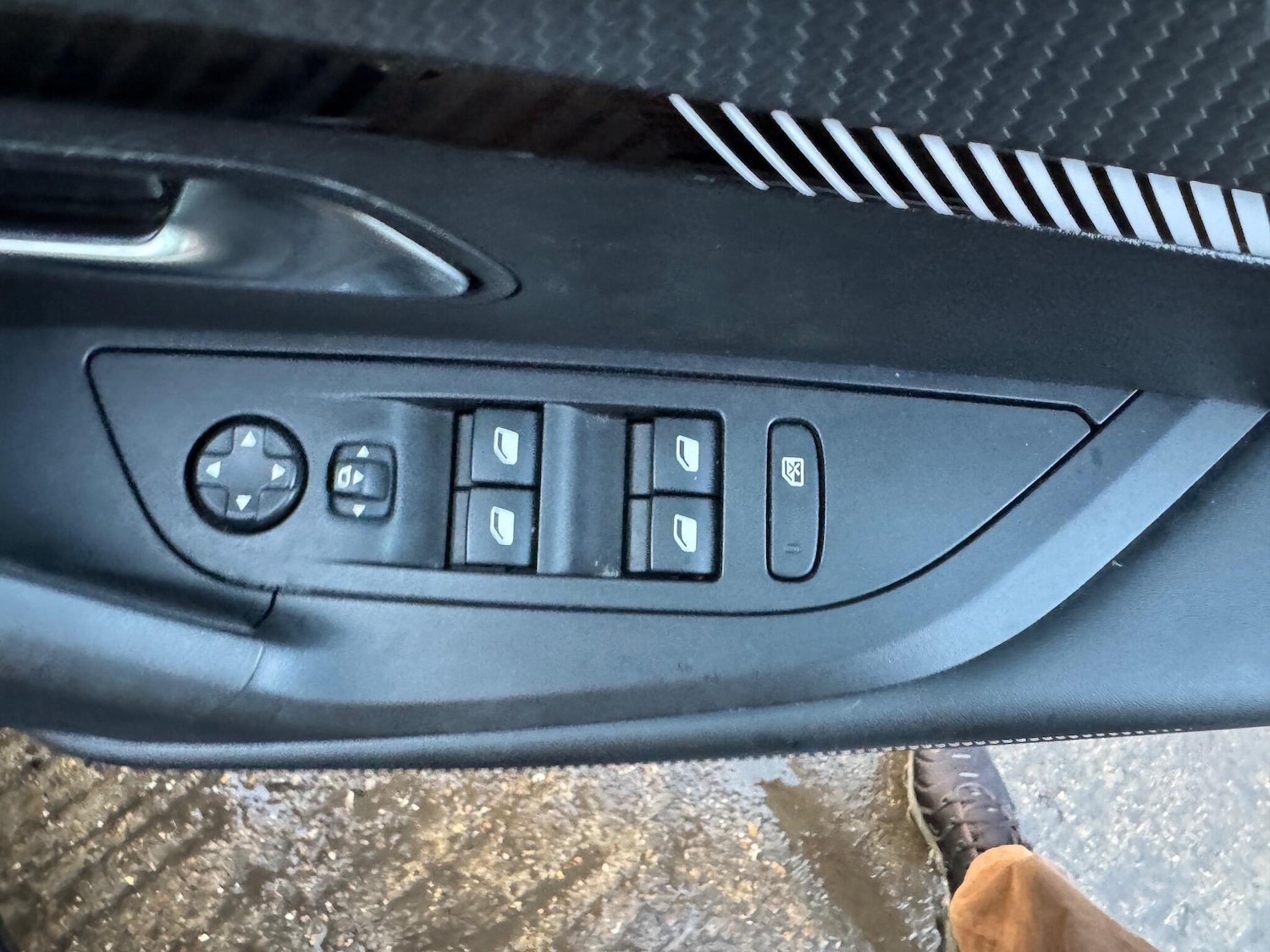 Used Peugeot 2008 2024 for sale - 76935873: Photo 24