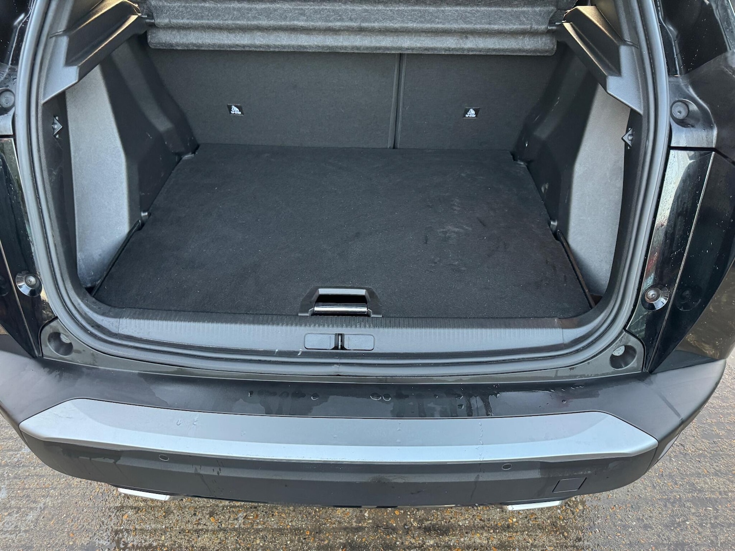 Used Peugeot 2008 2024 for sale - 76935873: Photo 40