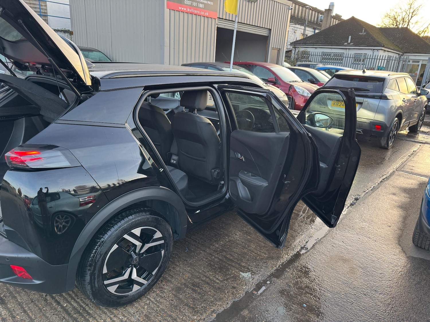 Used Peugeot 2008 2024 for sale - 76935873: Photo 53