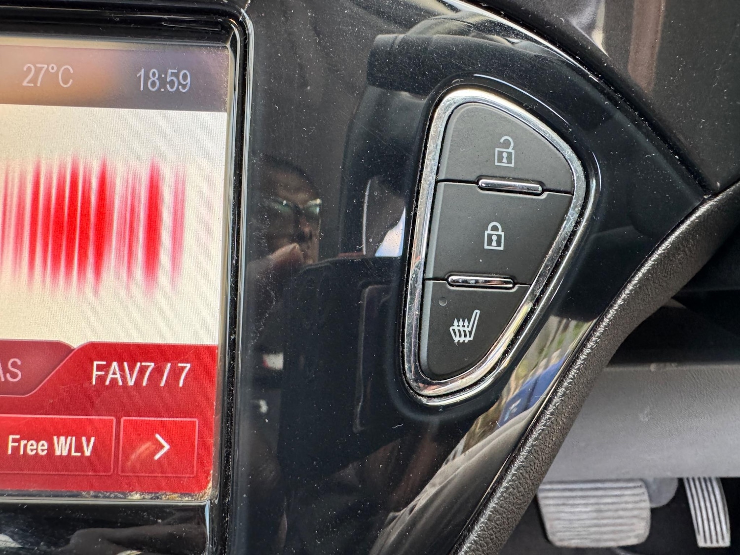 Used Vauxhall Corsa 2015 for sale - 77574352: Photo 26