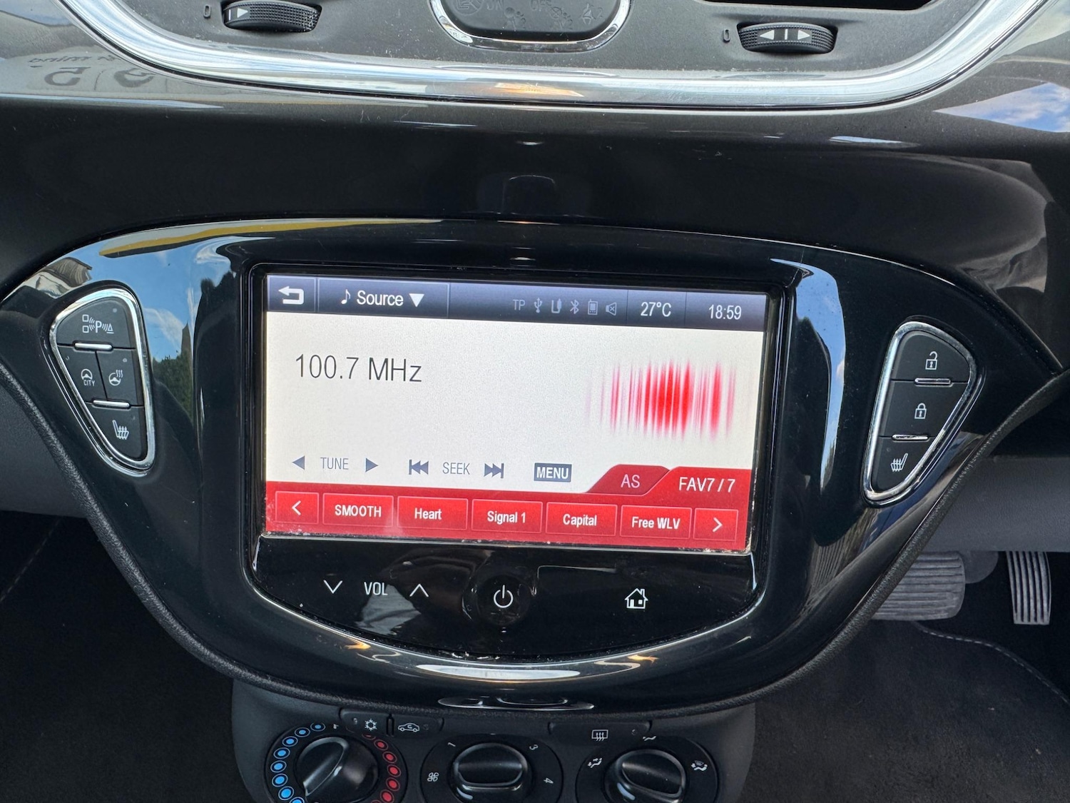 Used Vauxhall Corsa 2015 for sale - 77574352: Photo 36