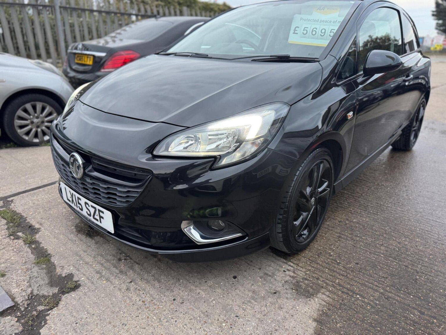 Used Vauxhall Corsa 2015 for sale - 76156721: Photo 3