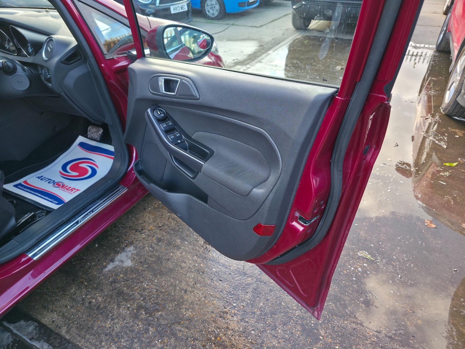 Used Ford Fiesta 2014 for sale - 77049917: Photo 23