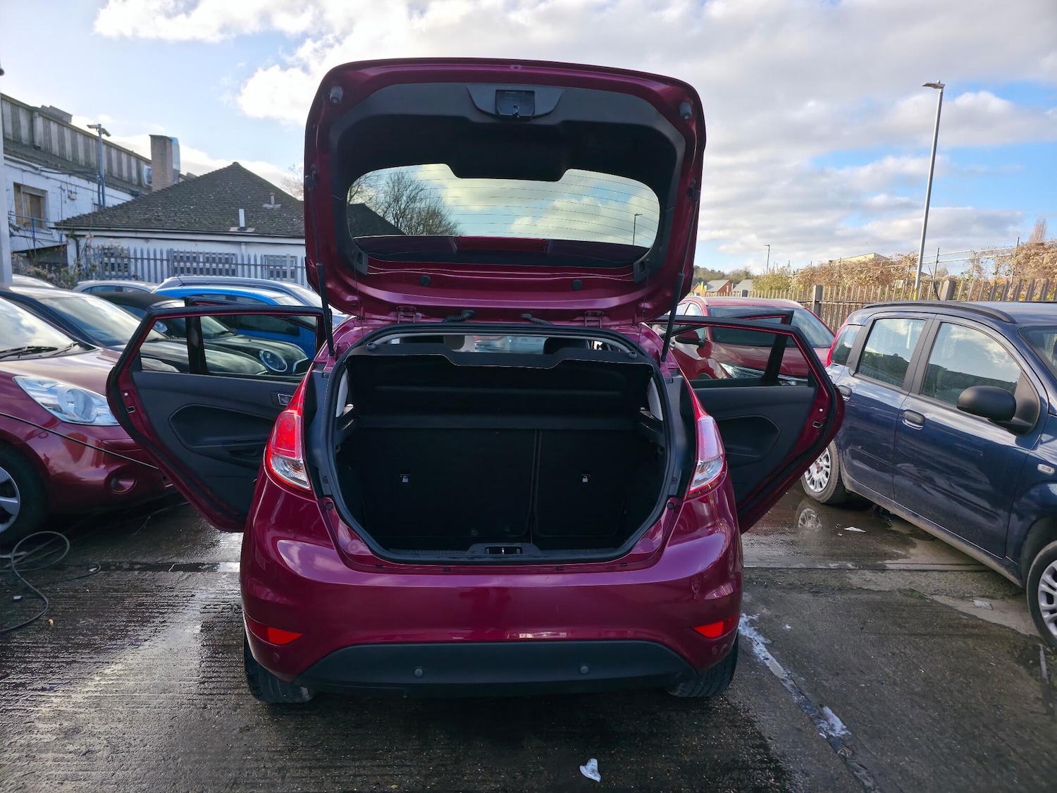 Used Ford Fiesta 2014 for sale - 77049917: Photo 33