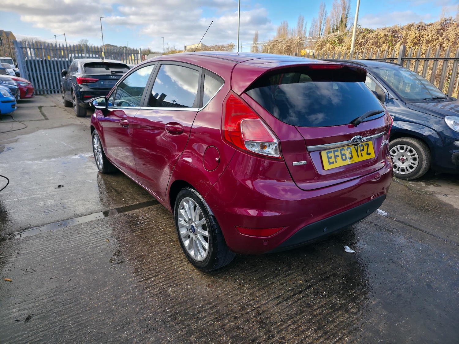 Used Ford Fiesta 2014 for sale - 77049917: Photo 4