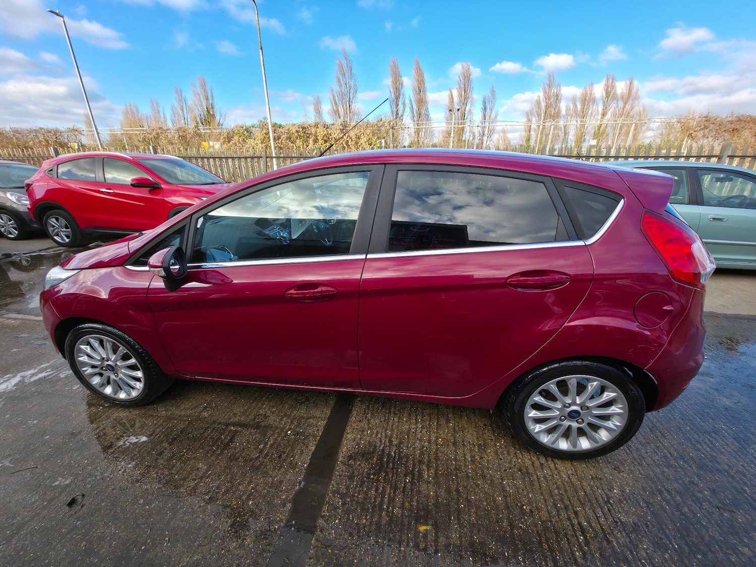 Used Ford Fiesta 2014 for sale - 77049917: Photo 9