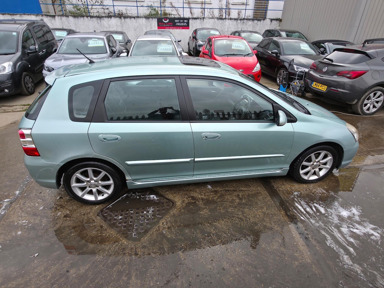 Used Honda Civic 2004 for sale - 76953095: Photo 14