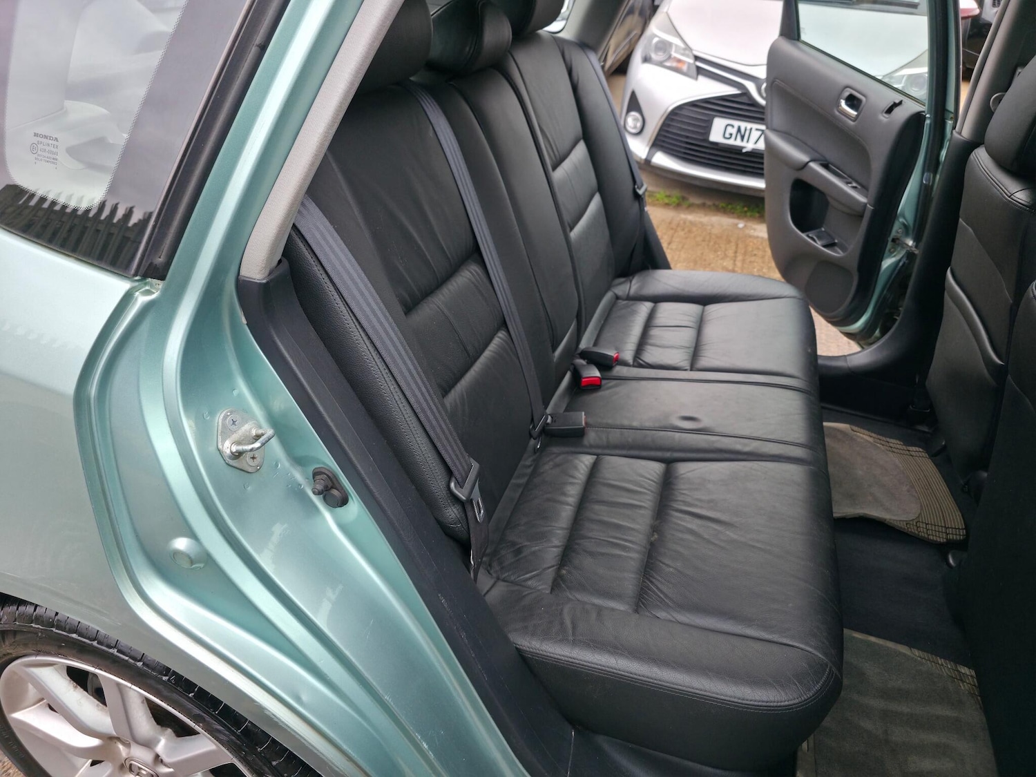 Used Honda Civic 2004 for sale - 76953095: Photo 19