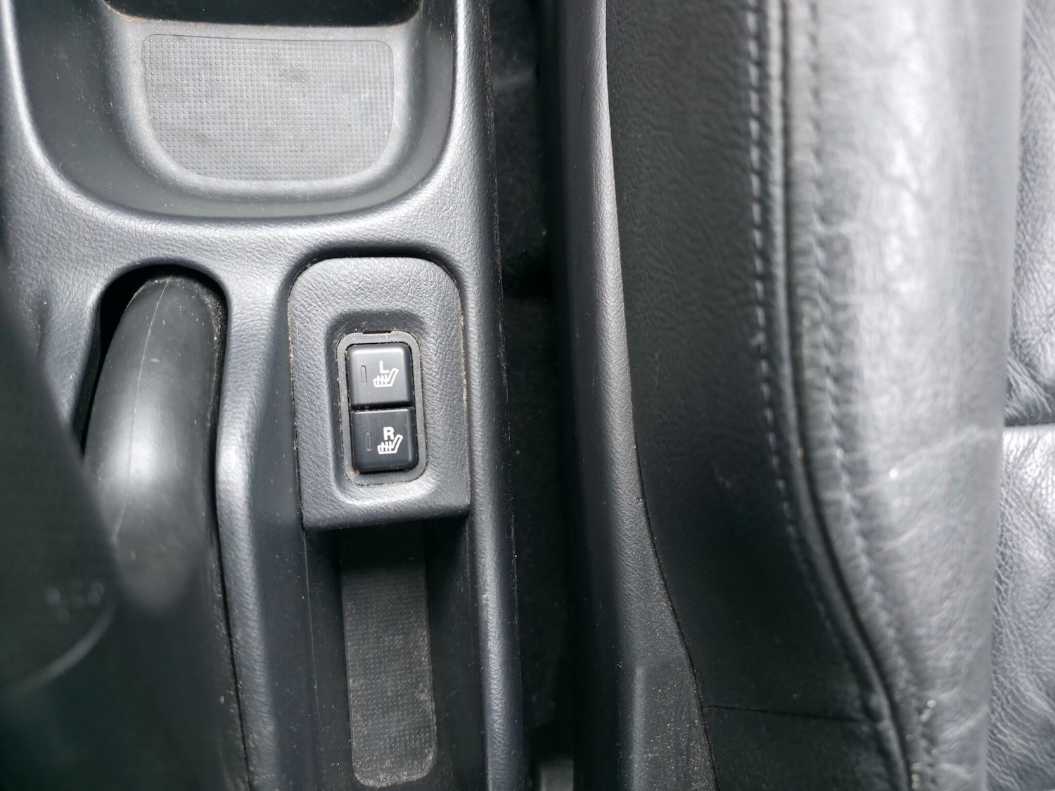 Used Honda Civic 2004 for sale - 76953095: Photo 23