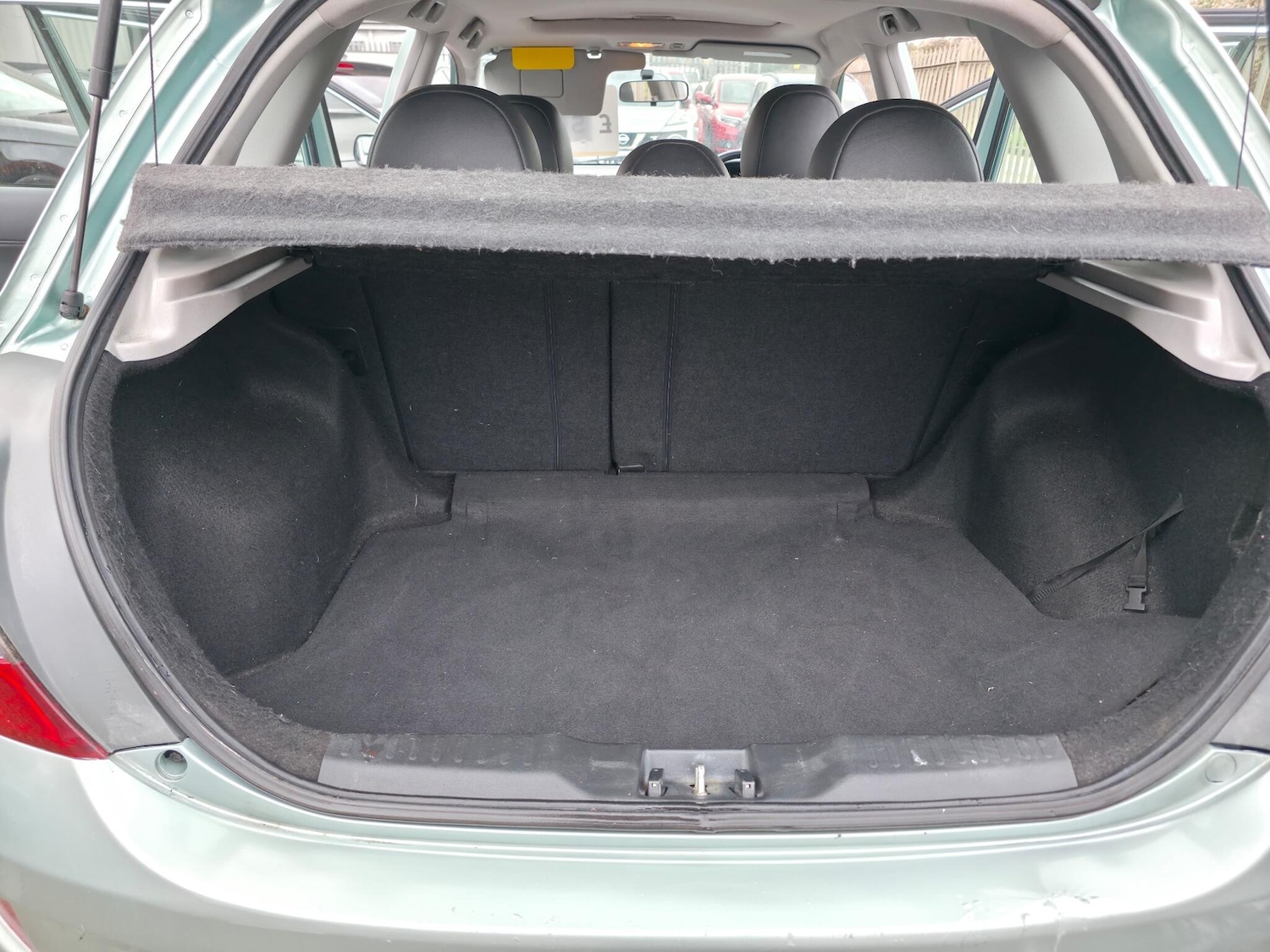 Used Honda Civic 2004 for sale - 76953095: Photo 36