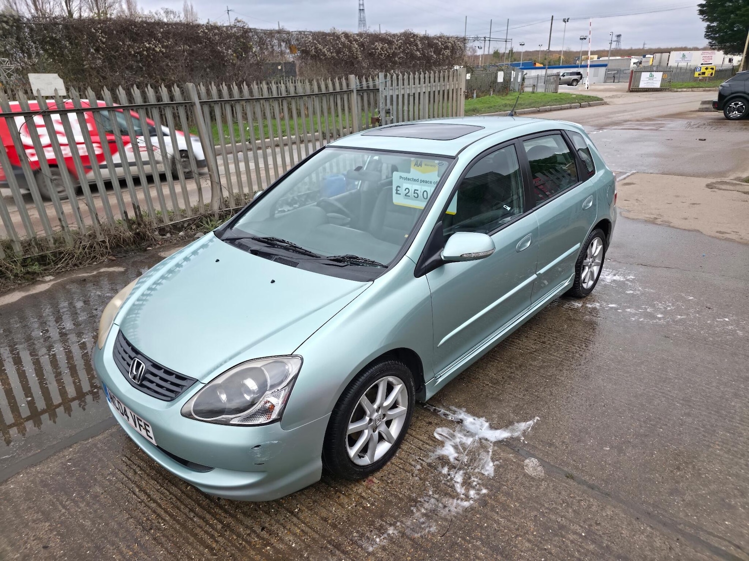 Used Honda Civic 2004 for sale - 76953095: Photo 7