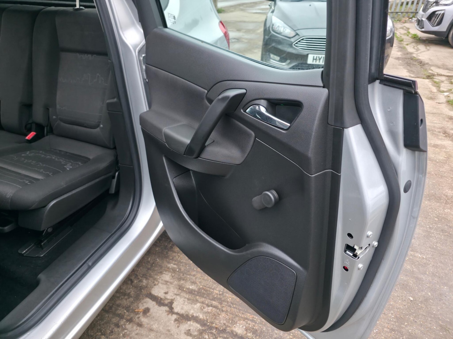 Used Vauxhall Meriva 2016 for sale - 77040476: Photo 22