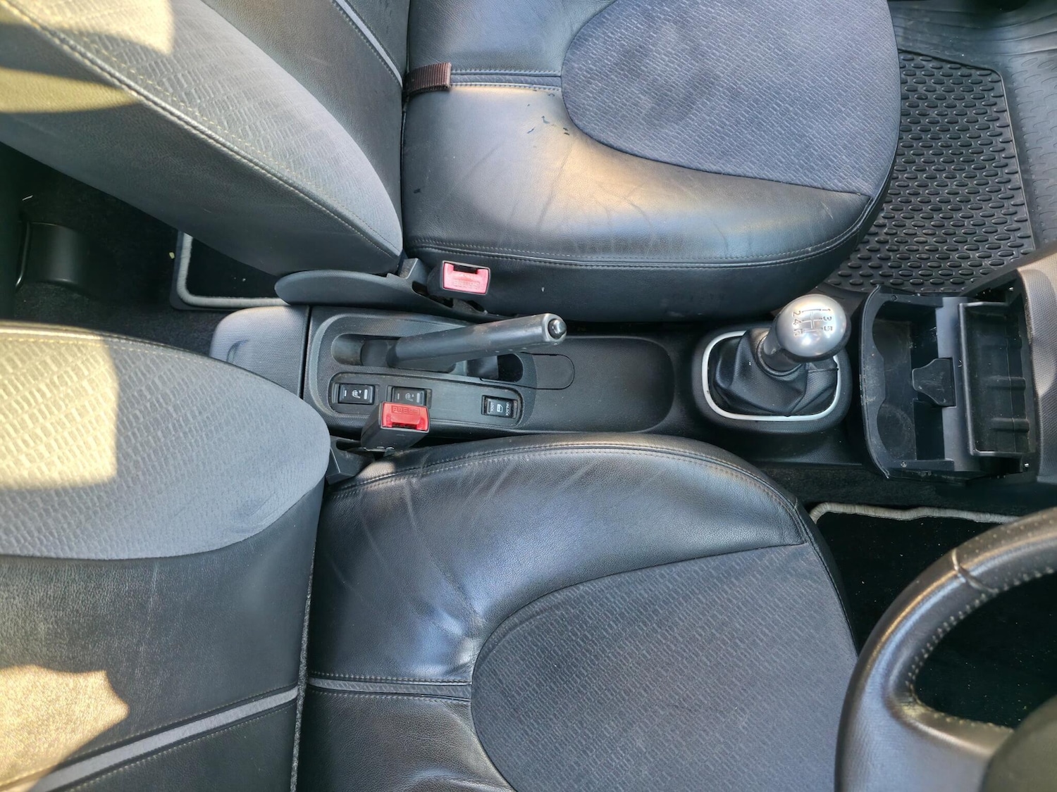 Used Nissan Micra 2005 for sale - 76638804: Photo 19