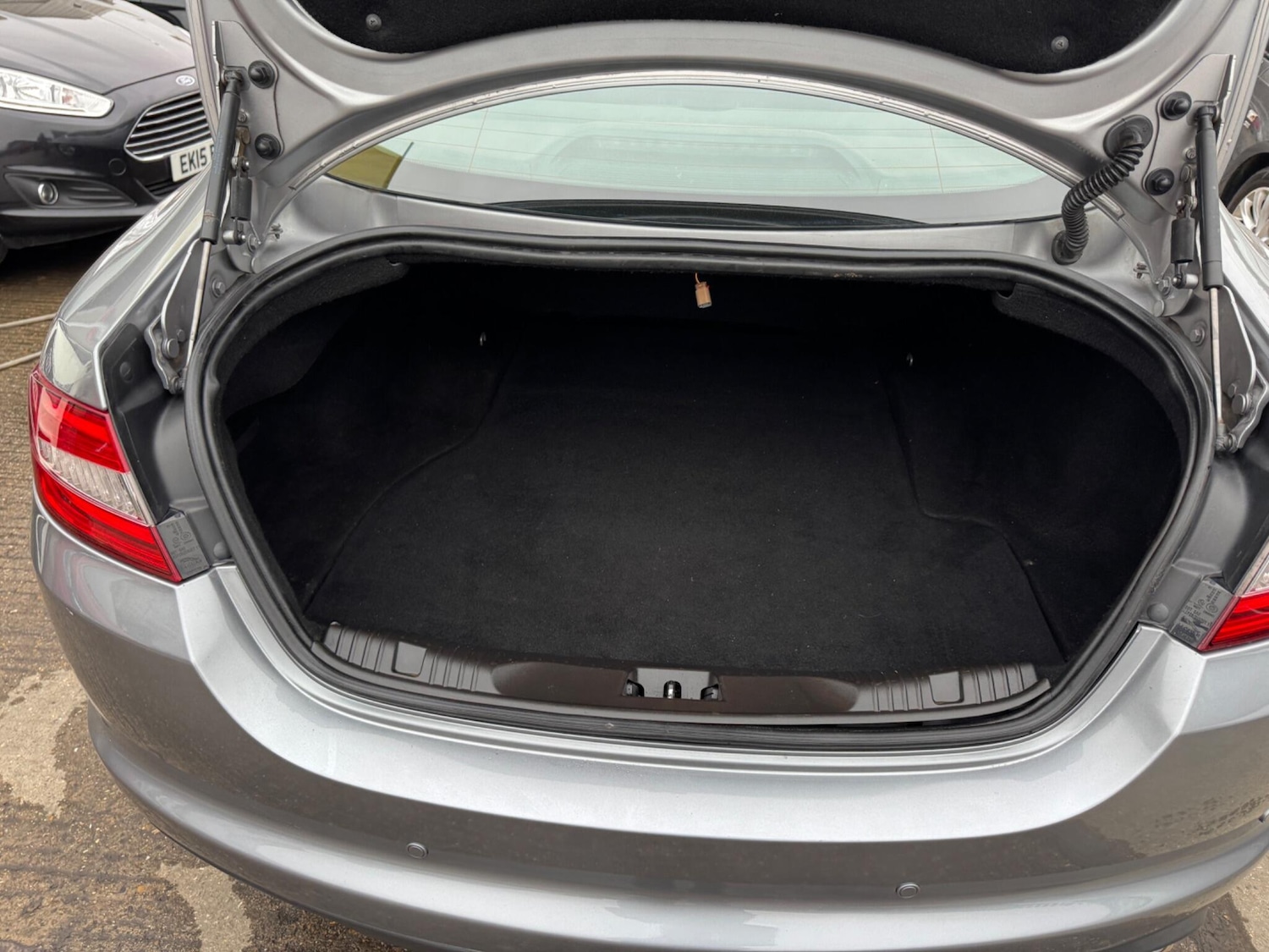 Used Jaguar XF 2011 for sale - 76638796: Photo 23