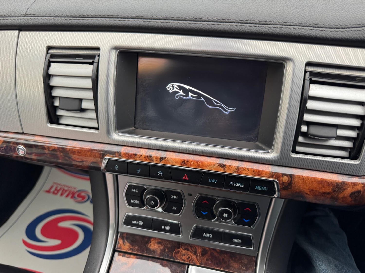 Used Jaguar XF 2011 for sale - 76638796: Photo 32