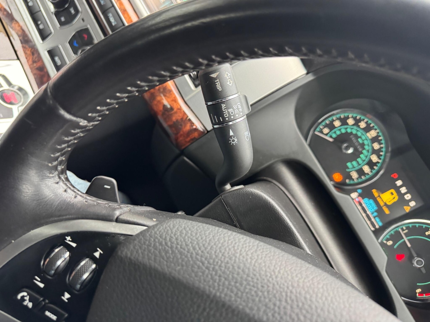 Used Jaguar XF 2011 for sale - 76638796: Photo 46