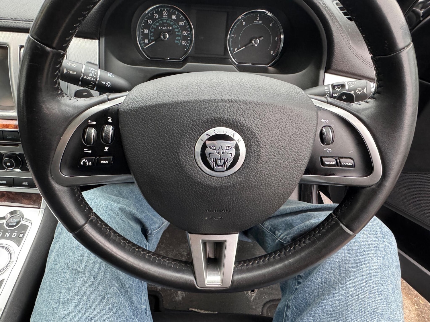 Used Jaguar XF 2011 for sale - 76638796: Photo 48