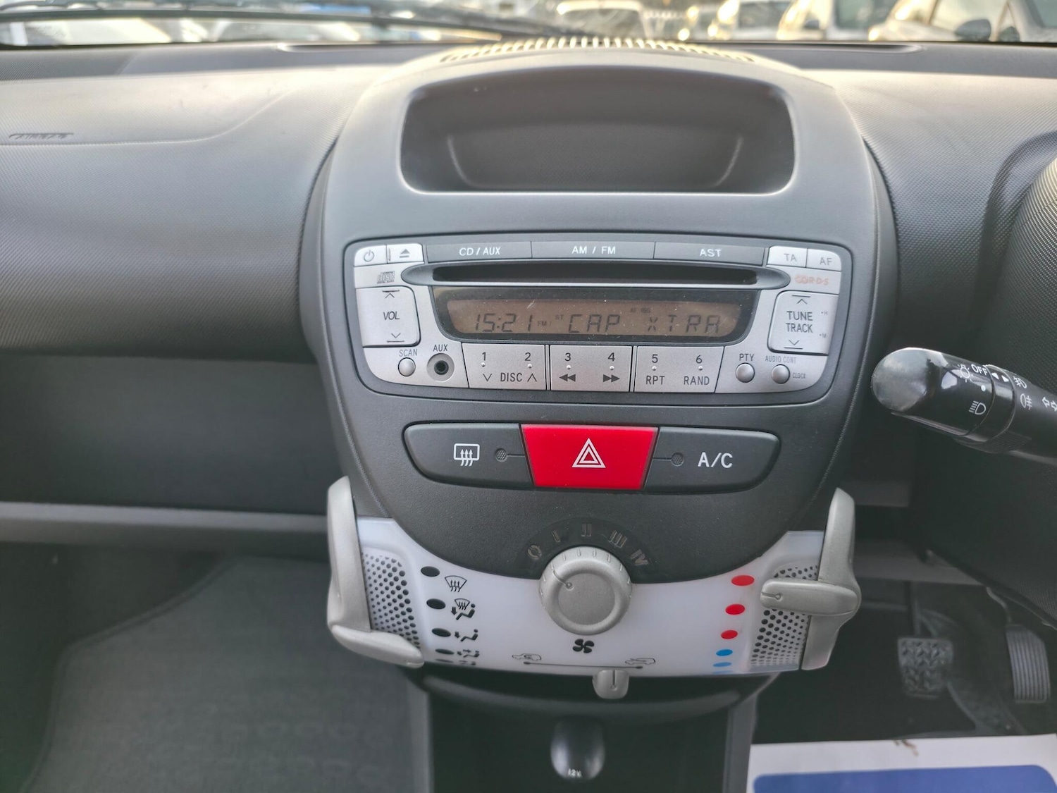 Used Toyota AYGO 2013 for sale - 76638798: Photo 18