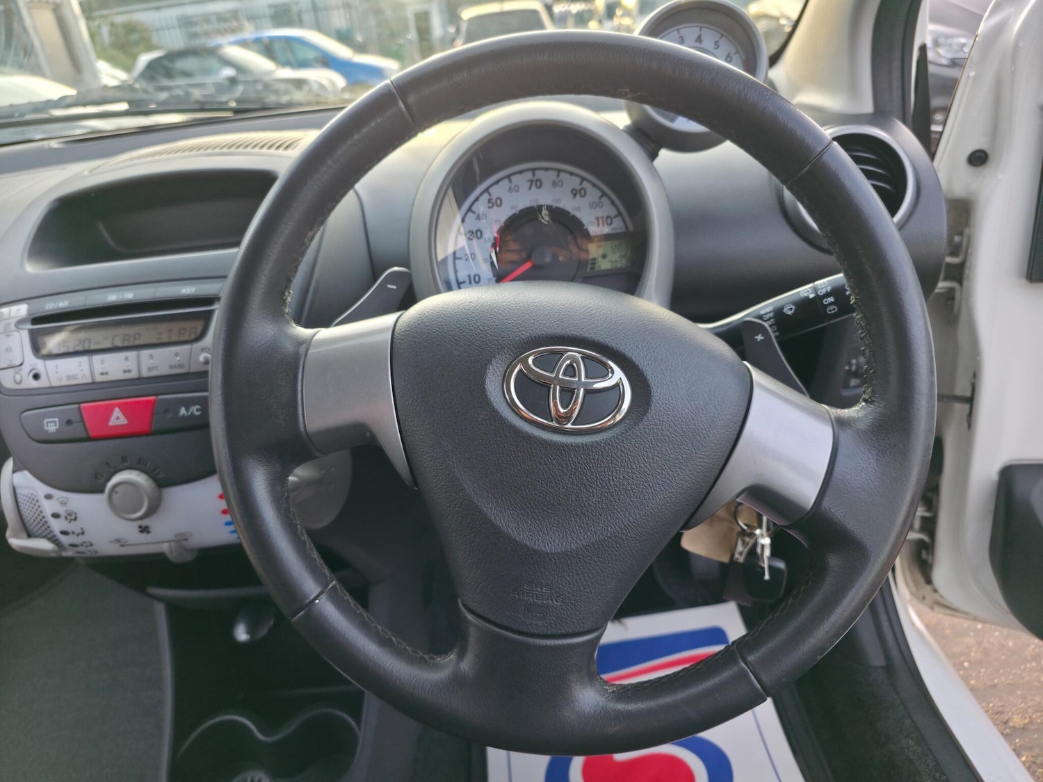 Used Toyota AYGO 2013 for sale - 76638798: Photo 34