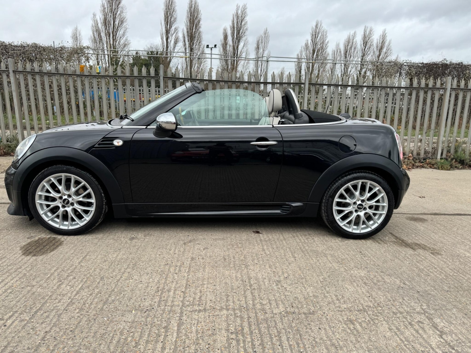 Used MINI Roadster 2013 for sale - 76638800: Photo 17